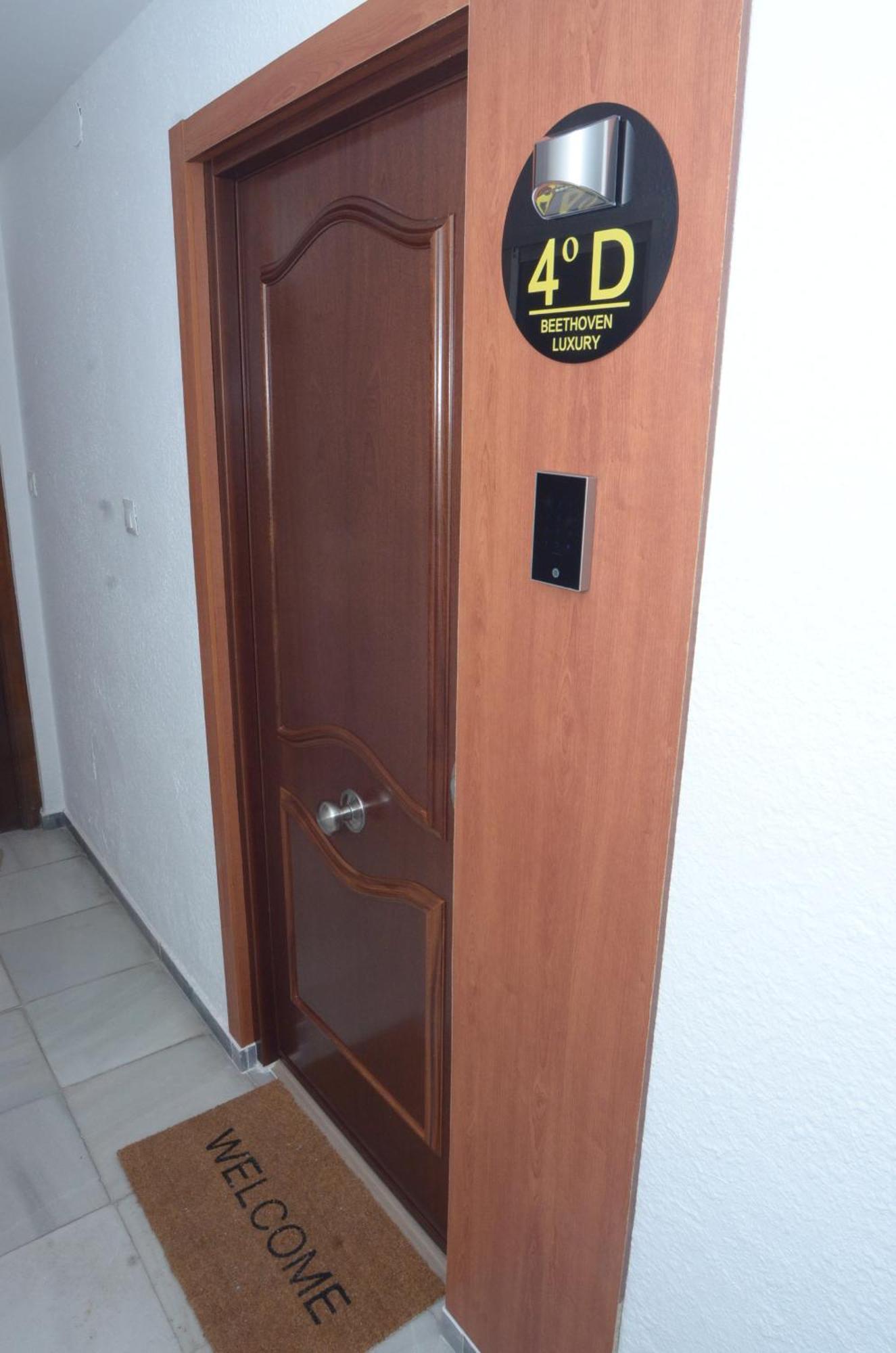 Alojamiento Beethoven Luxury Málaga Exterior foto